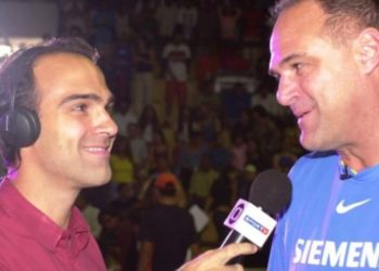 Apresentador do BBB, Tadeu Schmidt se despede do irmão Oscar Schmidt: ‘meu ídolo’