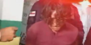 Homem tenta reatar relacionamento e esfaqueia ex-esposa e a mãe dela em Manaus