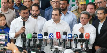 No primeiro dia à frente do Executivo, governador interino Roberto Cidade destaca estabilidade institucional e continuidade de projetos