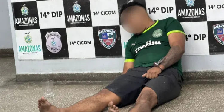 Homem chega ‘doidã0’ em loja, destró1 produtos e vai pr3s0 na Zona Leste de Manaus