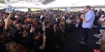 Roberto Cidade leva programa ao interior e mobiliza ação de cidadania e serviços em Presidente Figueiredo