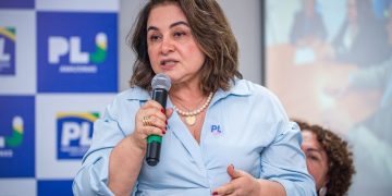 ‘Mais fácil encontrar Lula em Paris do que em Parintins’, dispara Maria do Carmo ao denunciar presidente de abandonar o Amazonas e só aparecer em época de eleição