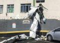 Veja momento em que avião bate em prédio e deixa dois m0rtos em Belo Horizonte