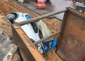 Vídeo: Carro cai em vala de obra da Cigás durante f0rt3 chuva que atingiu toda Manaus
