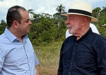 Governador Roberto Cidade encontra presidente Lula, sobrevoa BR-319 e reforça apoio à pavimentação da rodovia