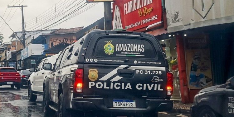 PM pr3nde casal em moto suspeito de r0ubar floricultura na Cidade Nova