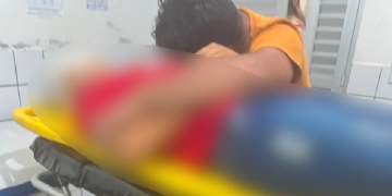 Jovem de 18 anos dá t1r0 acidental e m@ta irmã0 de 14 anos em Tefé
