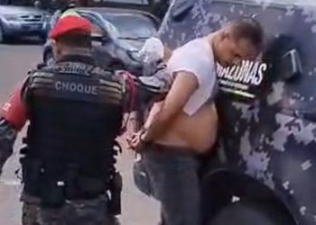 Vídeo: sequestro, gritos, perseguição e prisão de suspeito de ped0filia assustam moradores do Alvorada