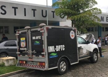 Mulher atravessa avenida Hilário Gurjão sem olhar para os lados, é atr0pel4da e m0rre
