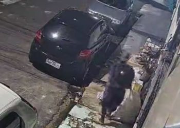 Criminoso invade igreja durante a noite e furta fios de ar-condicionado em Manaus; veja