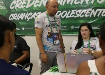 Festival de Parintins 2026: menores abaixo de 10 anos não poderão acessar as arquibancadas das Galeras