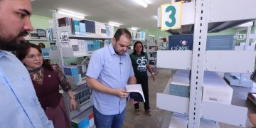 Em Boa Vista do Ramos, governador Roberto Cidade entrega novo núcleo de ensino da UEA