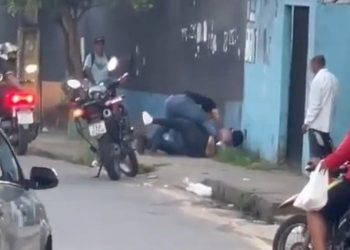 Durante ‘programa’, mulher e cliente são e$faquead0s pelo ex dela em Manaus; homem está em coma