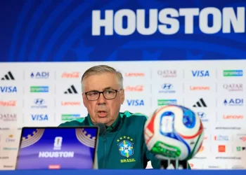 Novidade na escalação de Ancelotti no jogo entre Brasil e Japão; confira