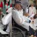 Vídeo: capitão da PM deixa hospital em Manaus aos prantos com homenagem da polícia e do Garantido