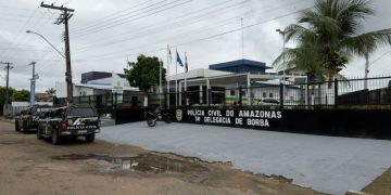 Mulher de 26 anos aceita encontro e acaba vítima de estupr0 coletivo no Amazonas