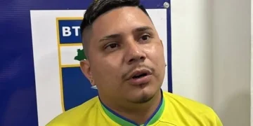 Vulgo ‘Cadeado’ é pr3s0 na ‘rua da Copa’ no Alvorada vendendo cigarrinho de mac0nha