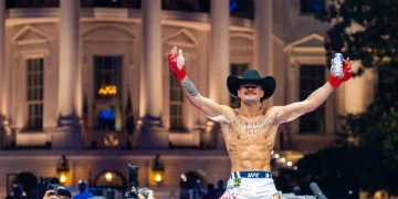 Manauara Diego Lopes vence por nocaute norte-americano no UFC Casa Branca