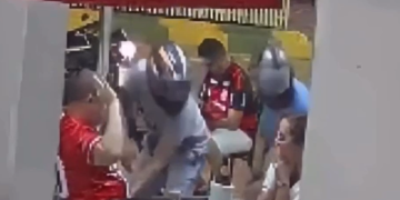 Vídeo: Câmeras de segurança registram assalt0 a casal em bar de Manaus