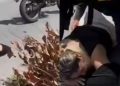 Mulher é socorrida no asfalto após cair com a moto na Z0na Norte de Manaus