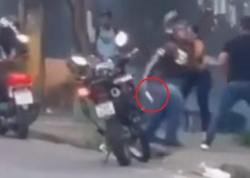 Vídeo mostra homem sendo e$faquead0 em confusã0 com suposta garota de programa em Manaus