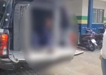 Vídeo: filho de 50 anos é pres0 por r0ubar R$ 600  e ameaçar a mãe de 69 anos no Amazonas 
