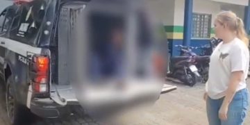 Vídeo: filho de 50 anos é pres0 por r0ubar R$ 600  e ameaçar a mãe de 69 anos no Amazonas 