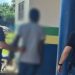 Mãe chama a polícia ao ser ameaçada de m0rte com um machado pelo filho no Amazonas