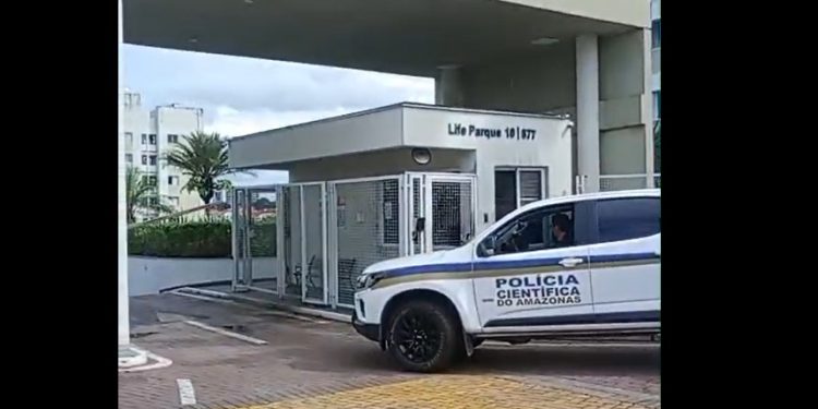 Menino de 11 anos m0rto ao cair do prédio em Manaus já havia sido visto em risco na janela