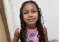 Menina de 7 anos m0rre com tir0 na cabeça por bandid0s que procuravam o pai dela