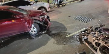 Motociclista é socorrido em estado grave após colisão frontal com carro em Adrianópolis