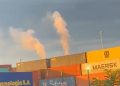Vídeo: Fábrica é evacuada após vazamento de gás e moradores relatam forte cheiro em Manaus