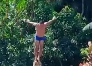 Vídeo flagra instante em que lancha acerta homem após mergulho em rio