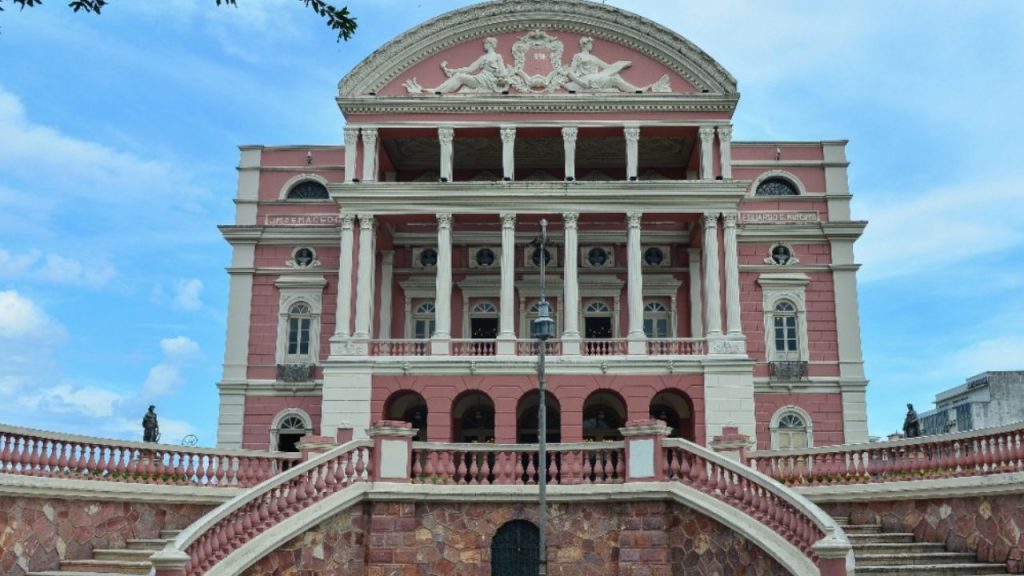 Manaus está perto de conquistar reconhecimento mundial com o Teatro Amazonas