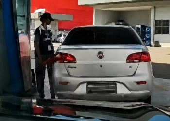 Vídeo: motorista foge do posto sem pagar pela gasolina em Manaus