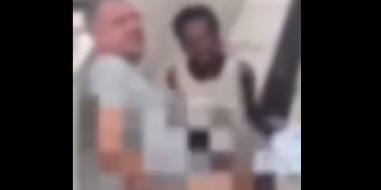 Veja vídeo do casal que foi pego fazendo saliências no cemitério