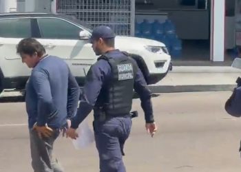 Vídeo: suspeito de abus0 e vi0lência doméstica é preso no Centro de Manaus