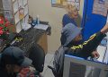 Vídeo: bandid0s em Manaus r0ubam R$ 20 mil em mercadorias dentro de hotel no Centro