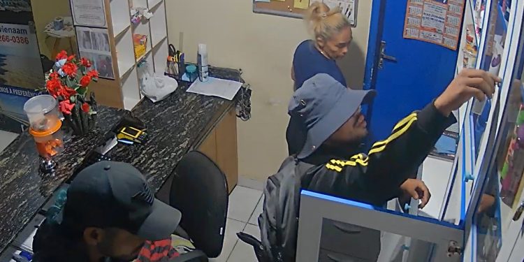 Vídeo: bandid0s em Manaus r0ubam R$ 20 mil em mercadorias dentro de hotel no Centro