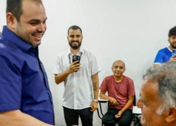 Roberto Cidade cresce e já lidera na intenção de votos em Manaus