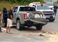 Vídeo mostra como ficaram caminhão e picape após acidente na AM-010 neste sábado