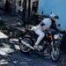 Vídeo mostra jovem estudante sendo assaltad0 em Manaus