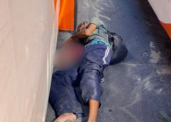 Homem tem braço esmagad0 por ônibus em terminal de integração de Manaus
