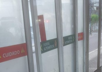Vandalism0 em portas de terminais causa prejuízo de R$ 31 mil em Manaus