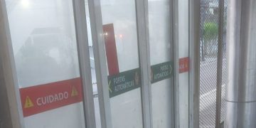 Vandalism0 em portas de terminais causa prejuízo de R$ 31 mil em Manaus