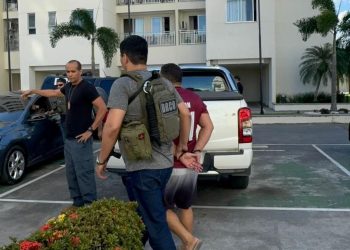 Trio é pr3s0 em condomínio de luxo na Ponta Negra com cerca de 800 kg de c0caín@ e mac0nh@