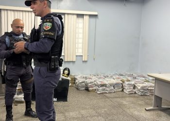 PM apr33nde carga de 774 tabletes de mac0nha na Zona Norte de Manaus