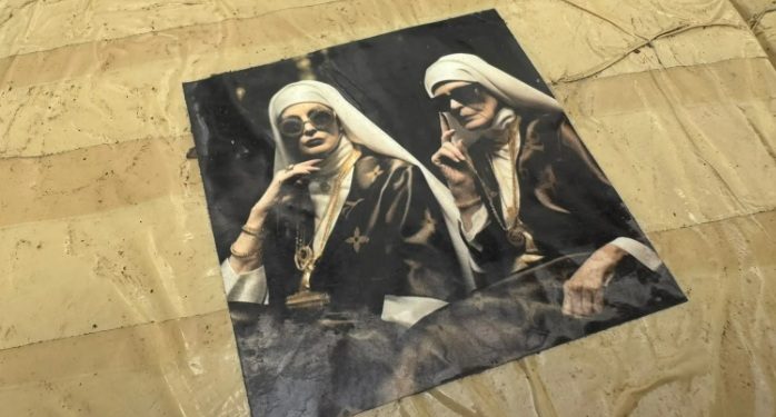 Tráfic0 no Amazonas usa imagem de freiras de óculos escuros para embalar 700 quilos de dr0gas