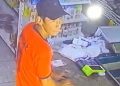 Vídeo: suspeit0 é filmado furtand0 celular de mercadinho no Amazonas