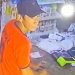 Vídeo: suspeit0 é filmado furtand0 celular de mercadinho no Amazonas
